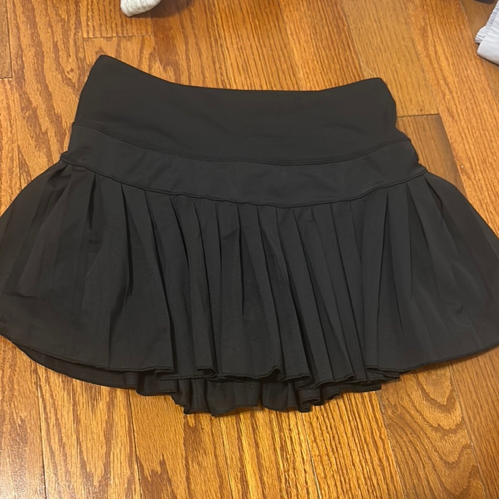 Elegant Black Pleated Skirt